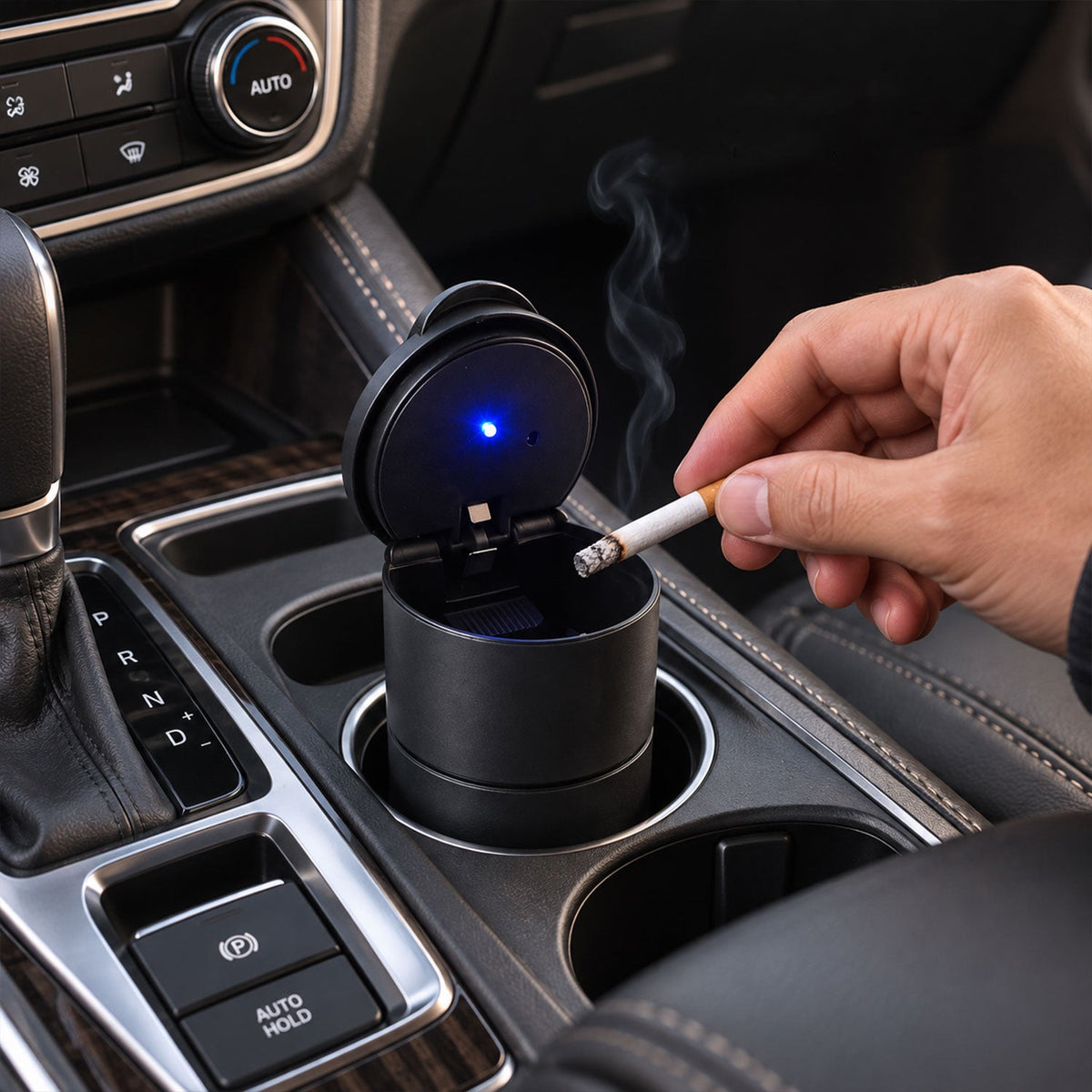 Car Ashtray with LED Light and Lid, Cup Holder Ashtray for Car Interior (1 Pc)