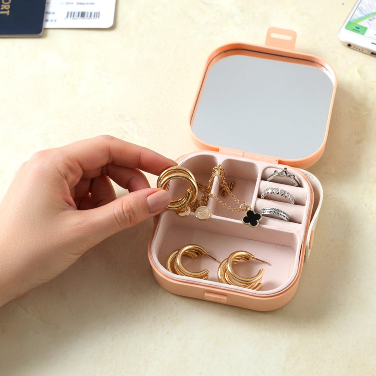 Portable Mini Jewelry Storage Box (1 Pc)