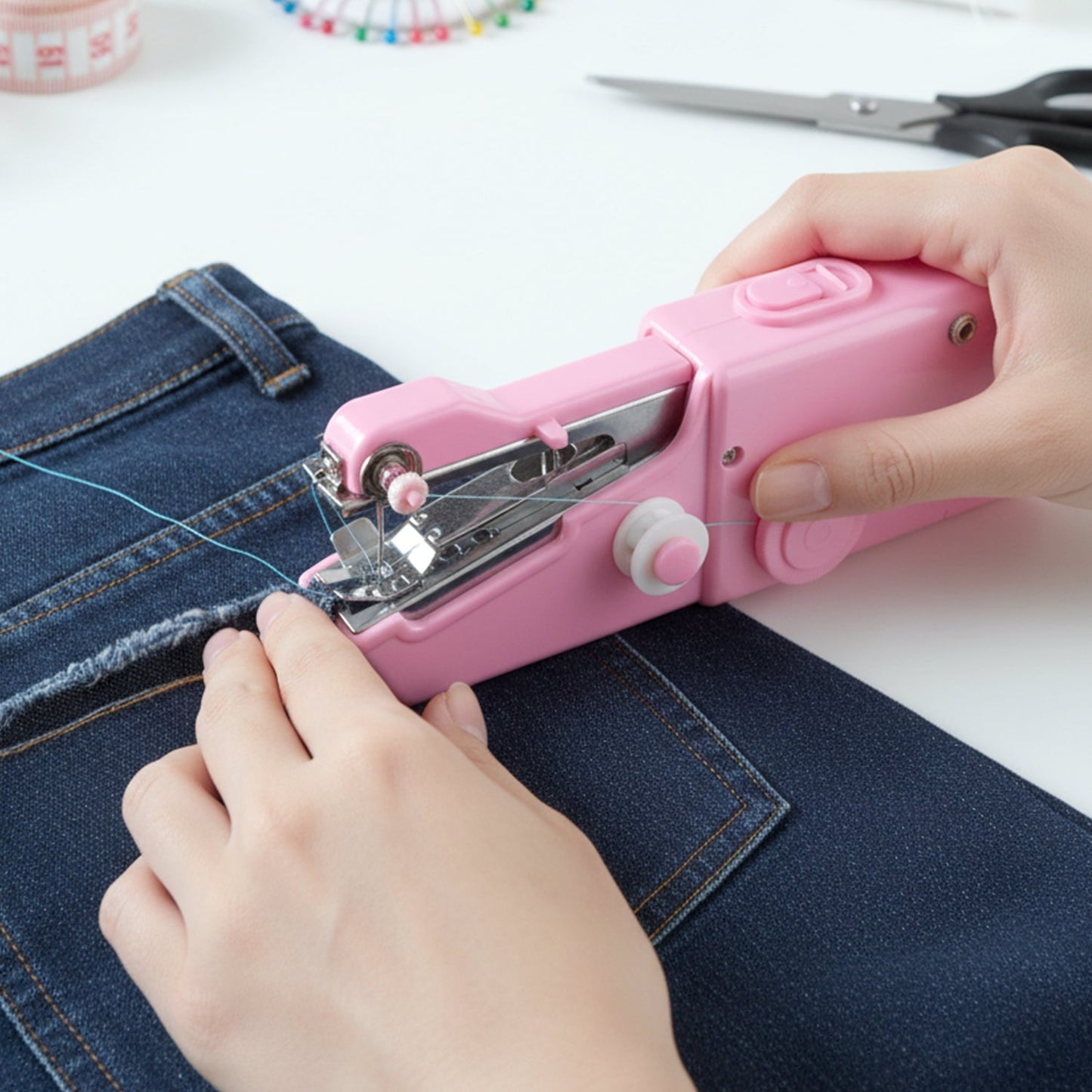 Portable Handheld Sewing Machine (1 Set)