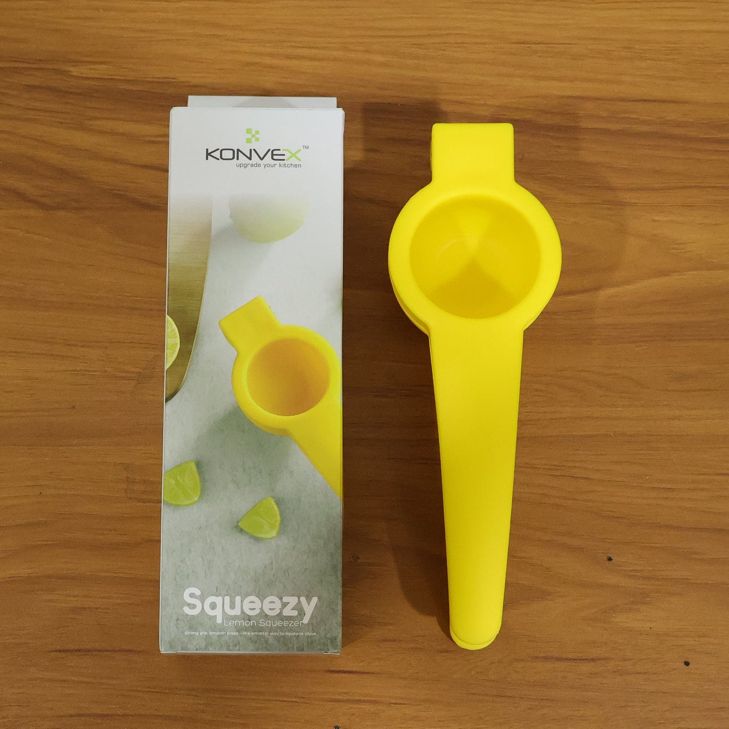 handheld lemon juice extractor device