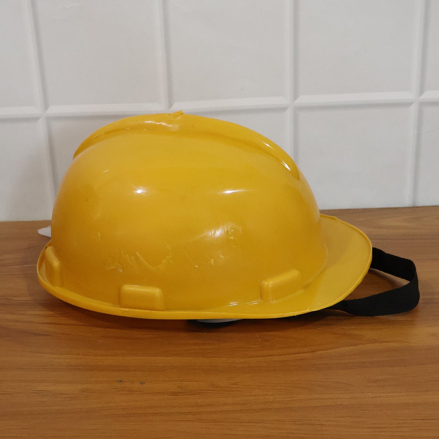 B-Grade Yellow Safety Helmet / Industrial Protective Hard Hat (1 PC)