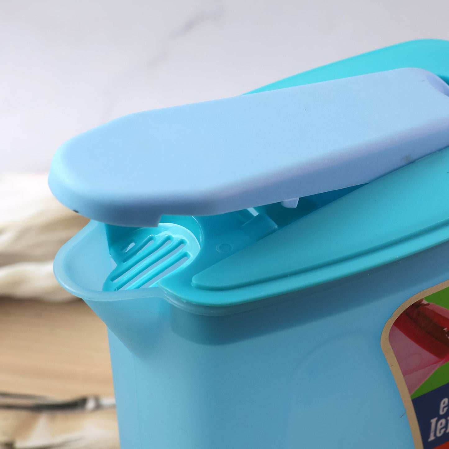 2200 ml water jug container