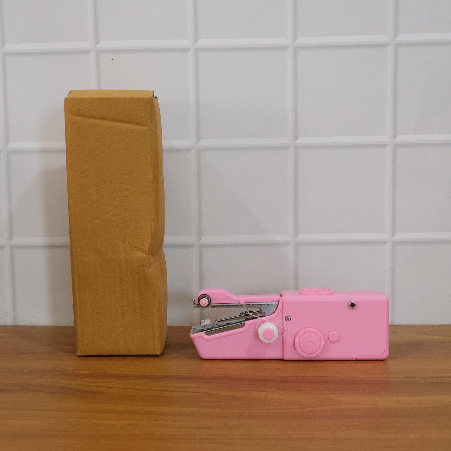 Portable Handheld Sewing Machine (1 Set)