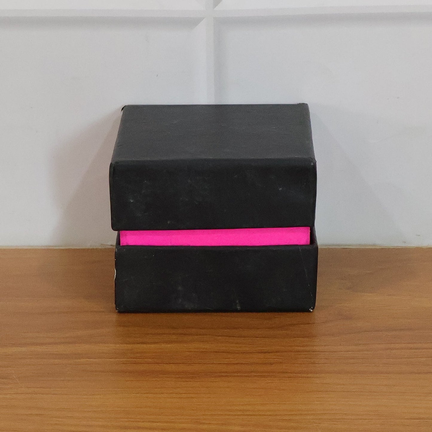 Classic Gold Finish Chain Link Bracelet for Men and Women (1 Pc)