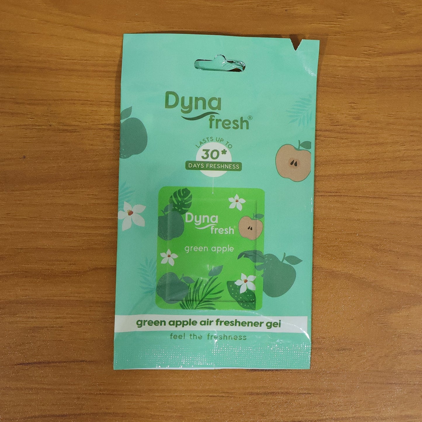 Green Apple Hanging Air Freshener Gel (1 Pc, 10 Gm)