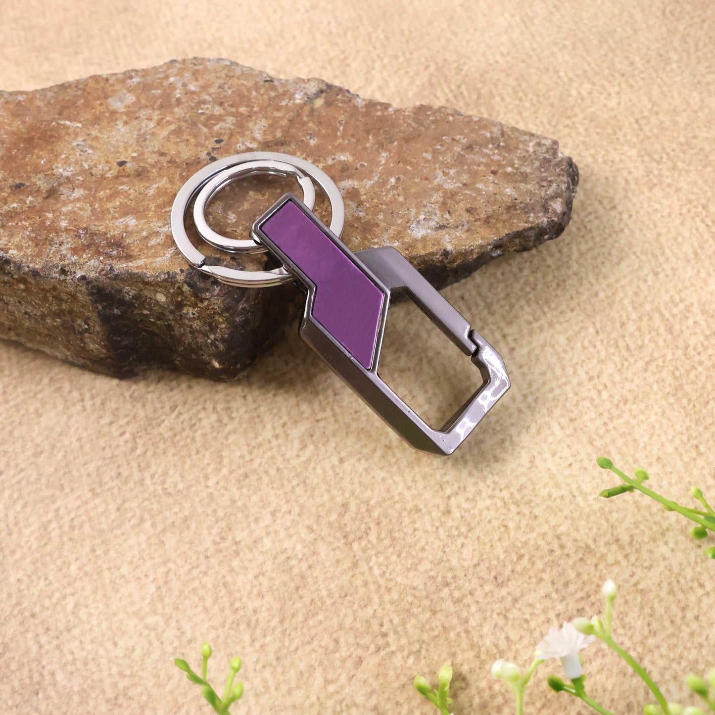 Premium Metal Carabiner Key Holder Keychain with Key Ring (1 Pc)