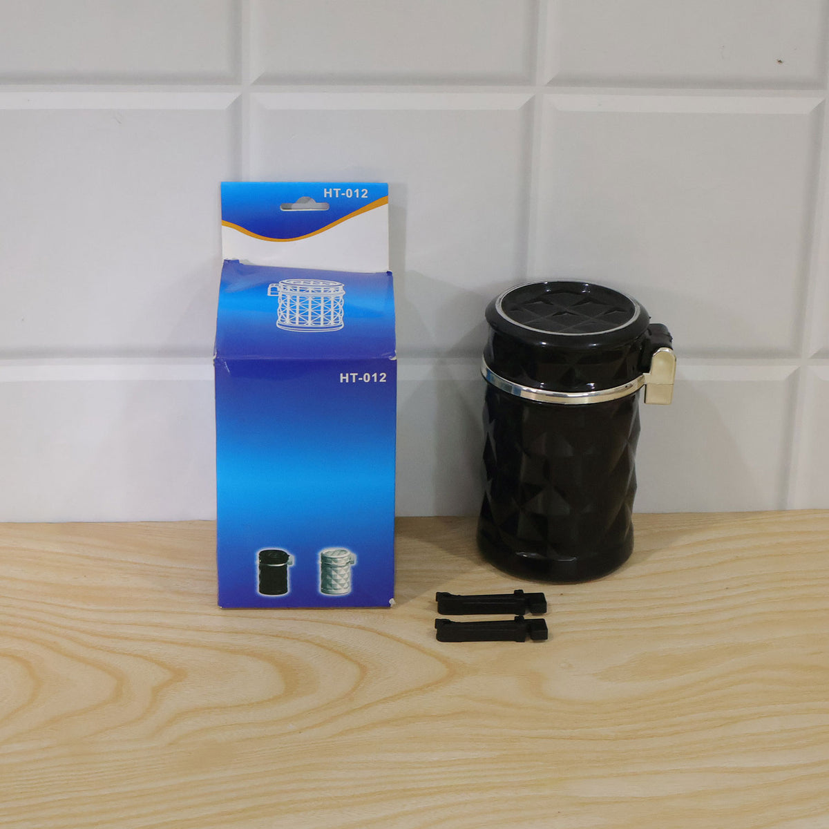 Car Cupholder LED Ashtray – Portable with Blue Light, Lid & Waste Bin, Cigarette Ashtray