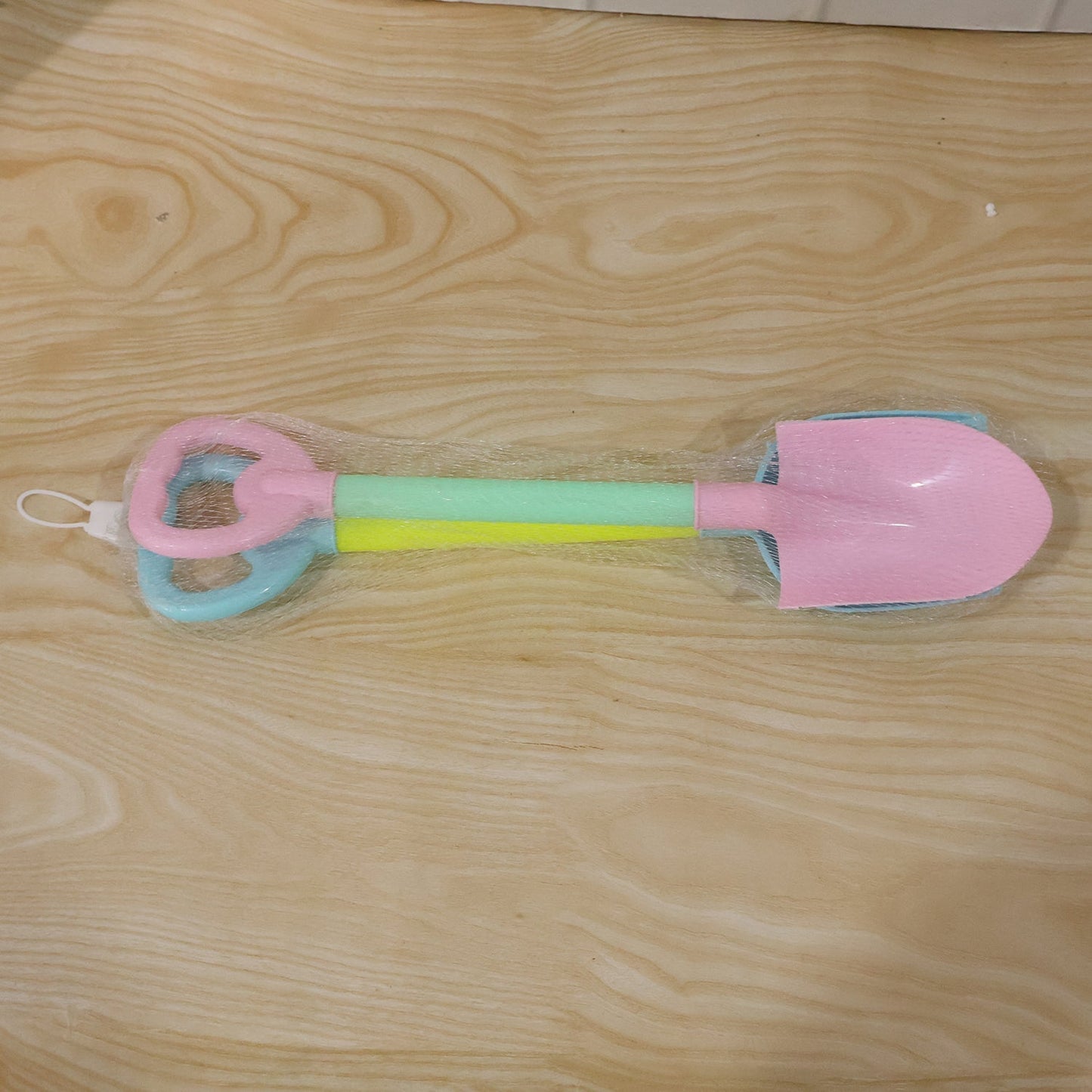 Beach sand toy daily play