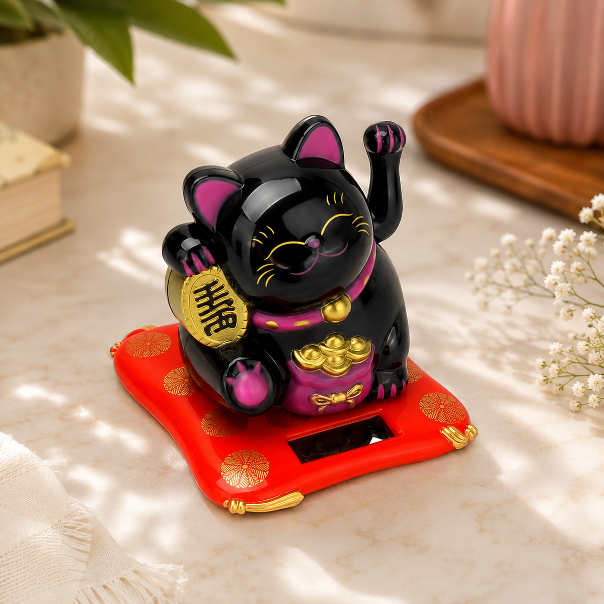 Solar Powered Happy Cat Beautiful with Arm Waves Wealth Cat (1 Pc / Mix Color)