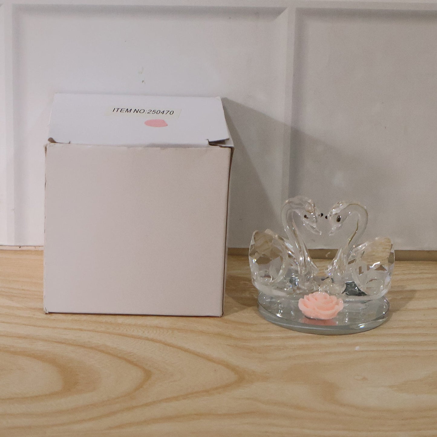 Crystal swan showpiece pack box