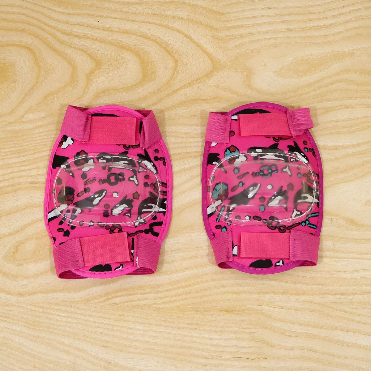 Kids knee pads wearing use