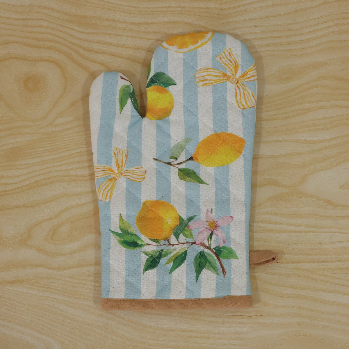 Oven glove kitchen use