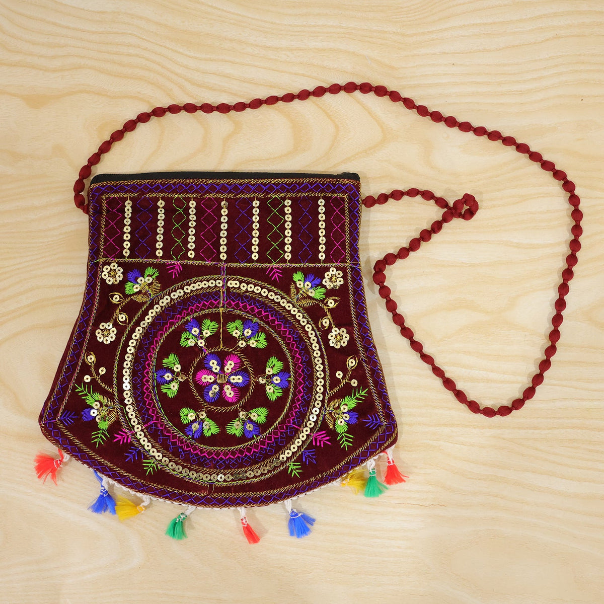 Traditional purse carrying use