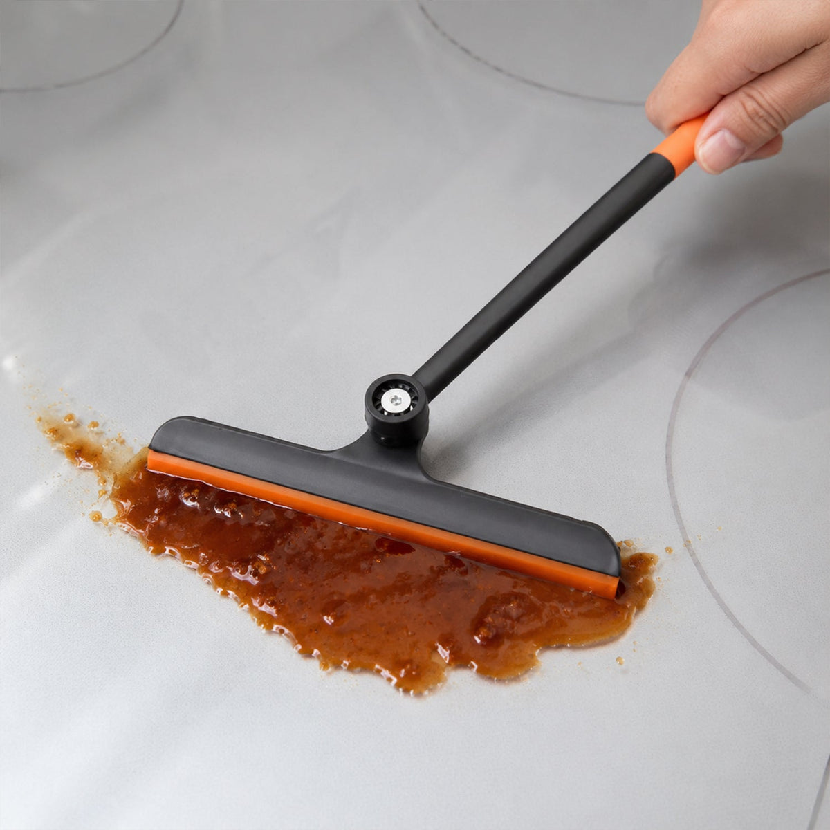 Cleaning wiper removing liquid from surface