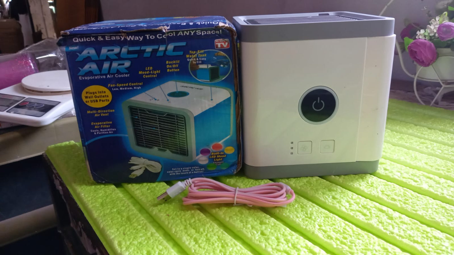 Mini Portable Air Cooler, Personal Space Cooler Easy to fill water and mood LED light and portable Air Conditioner Device Cool Any Space like Home Office (B -Grade)Â