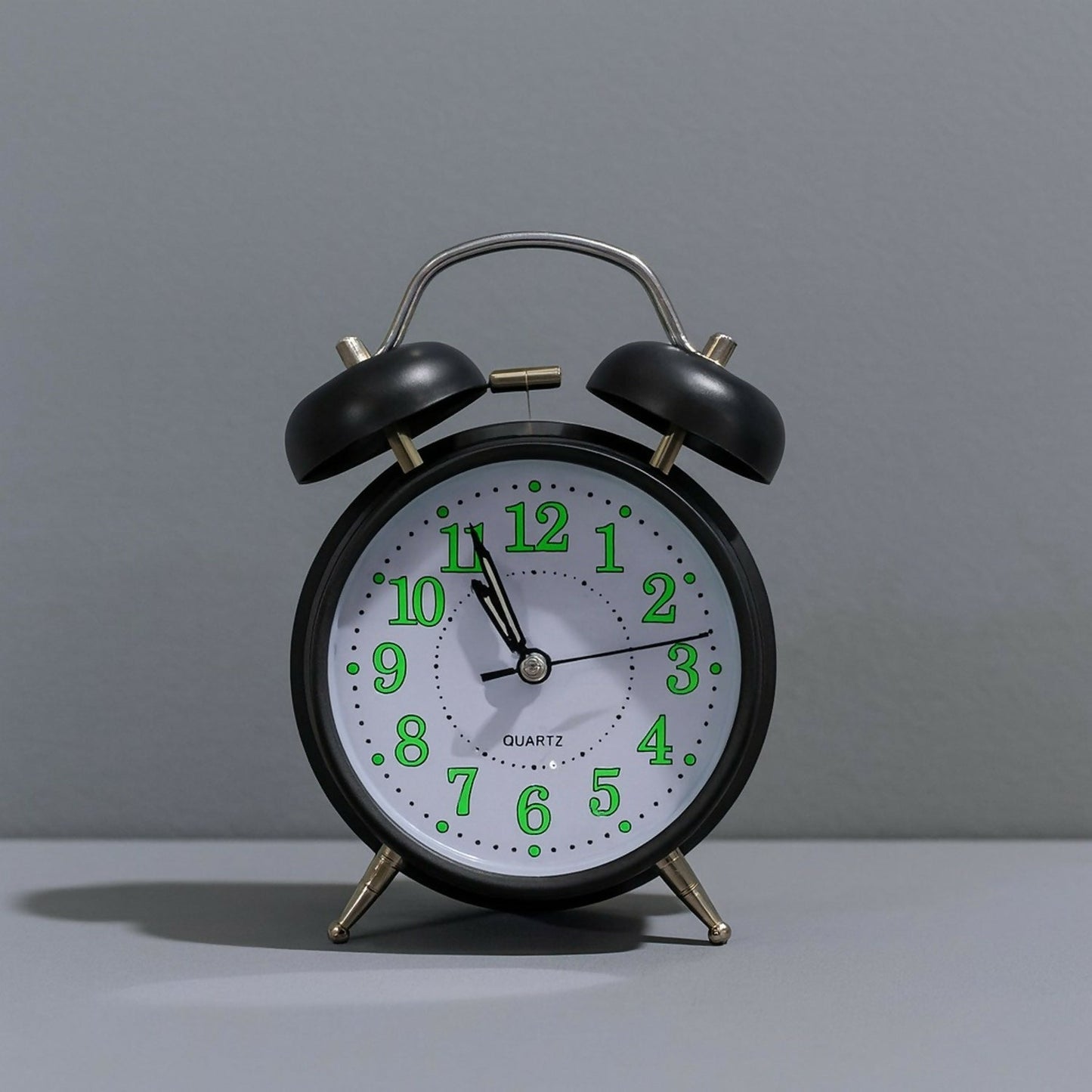 Quartz black alarm clock for kids