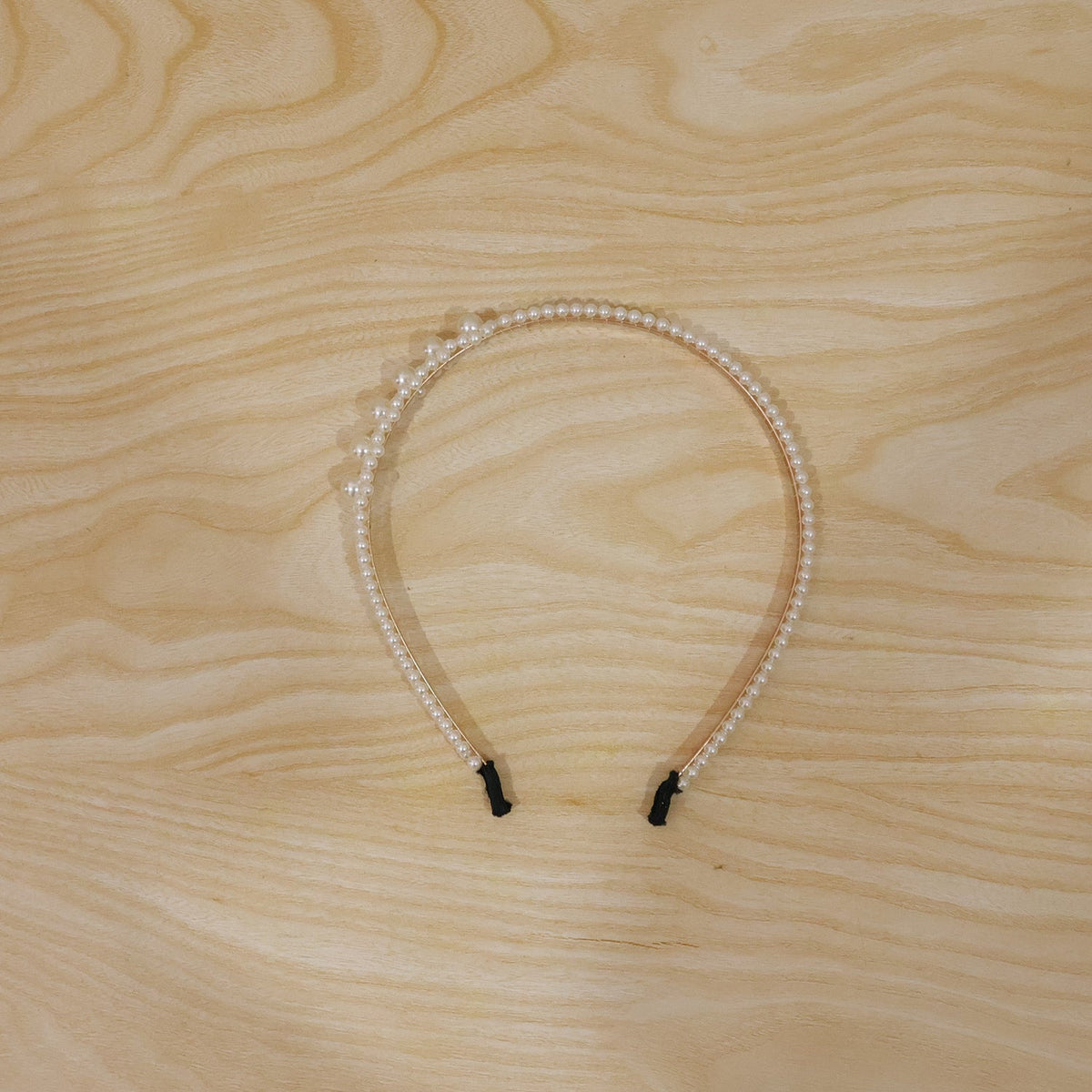 Pearl Beaded Headband Elegant and Lightweight for Daily & Party Wear