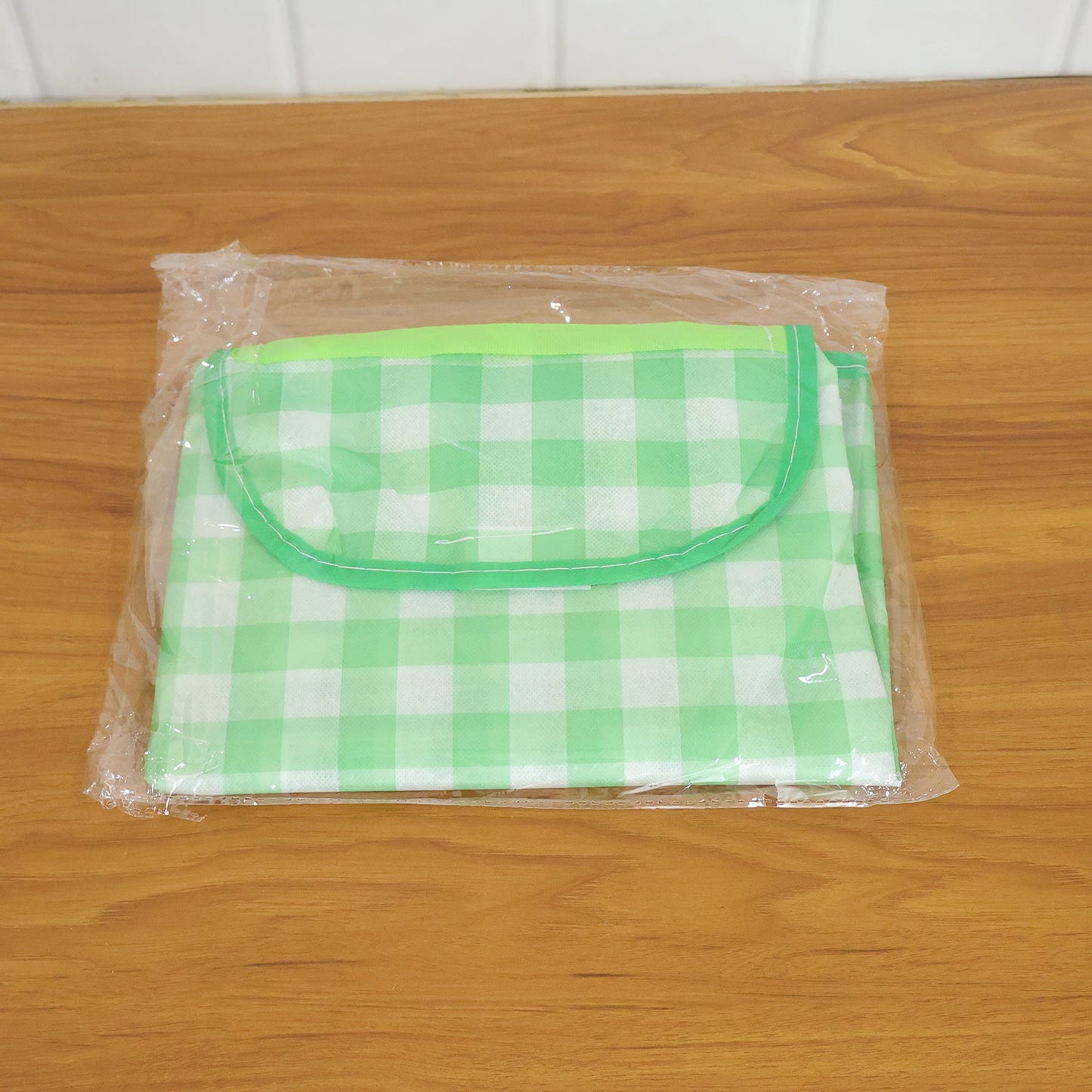 Foldable Picnic Mat with Carry Handle (1 Pc, 144x93 Cm)