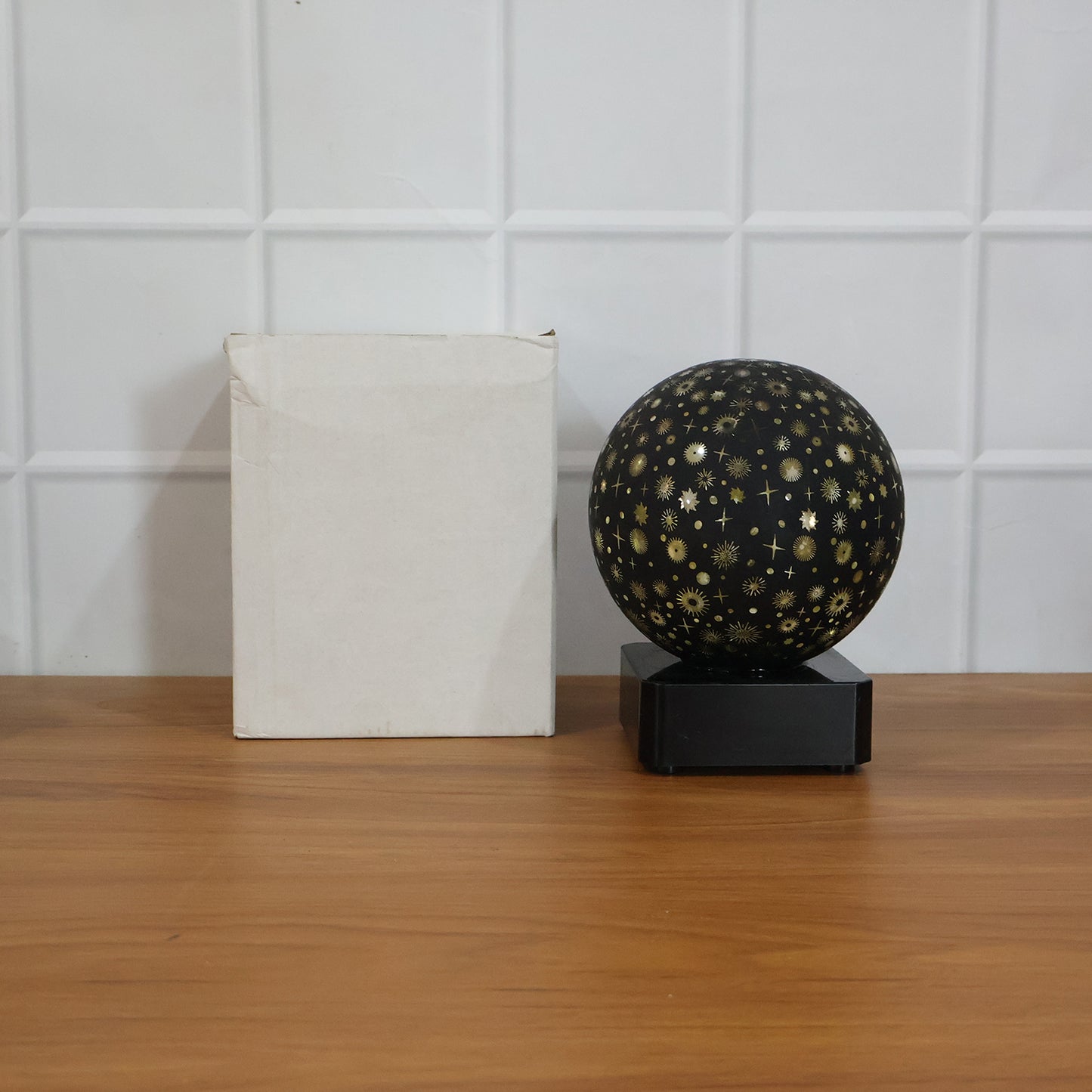 Premium Award Style LED Night Lamp (1 Pc)