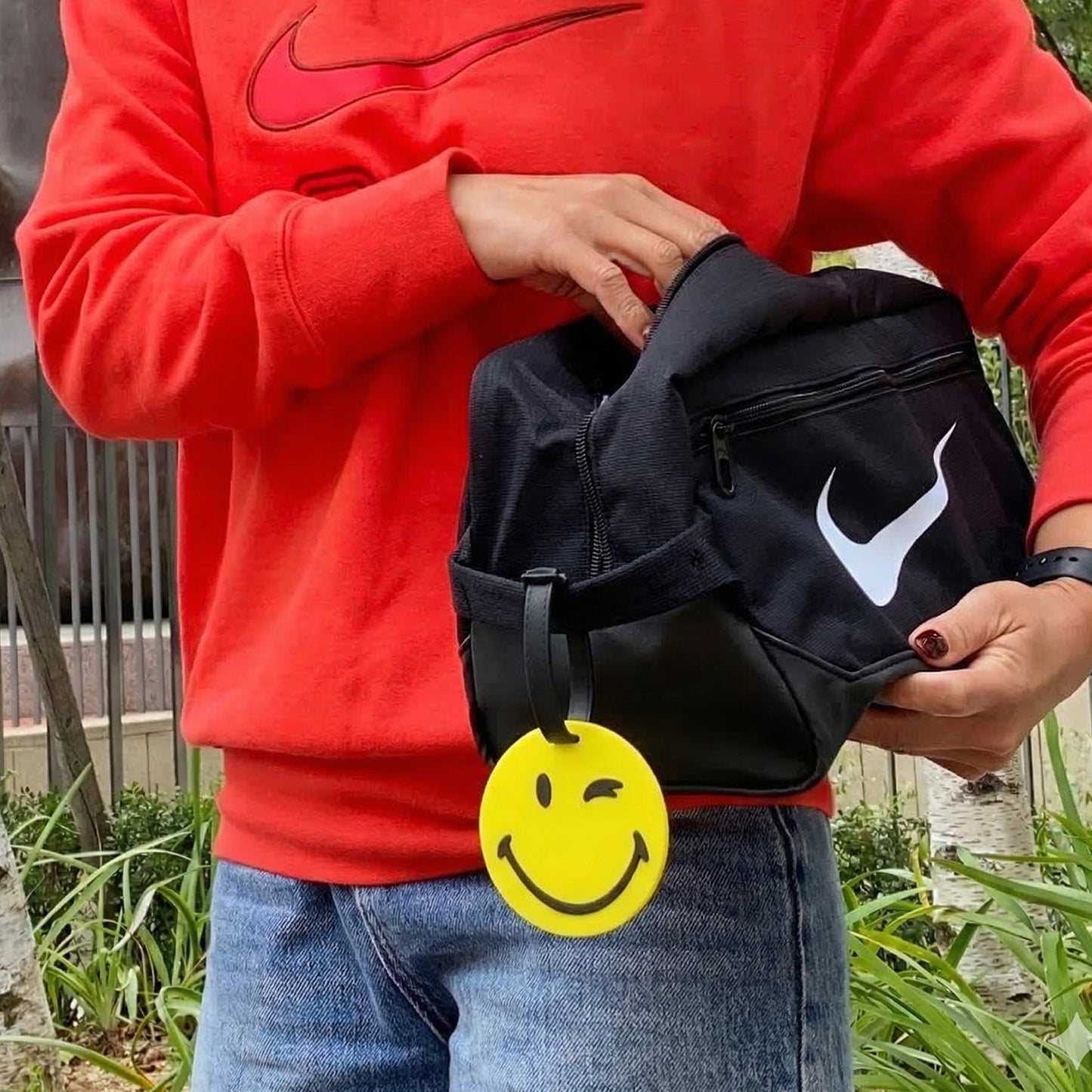 Cute Smiley Face Round Travel Identification Luggage Bag Tag (1 Pc)