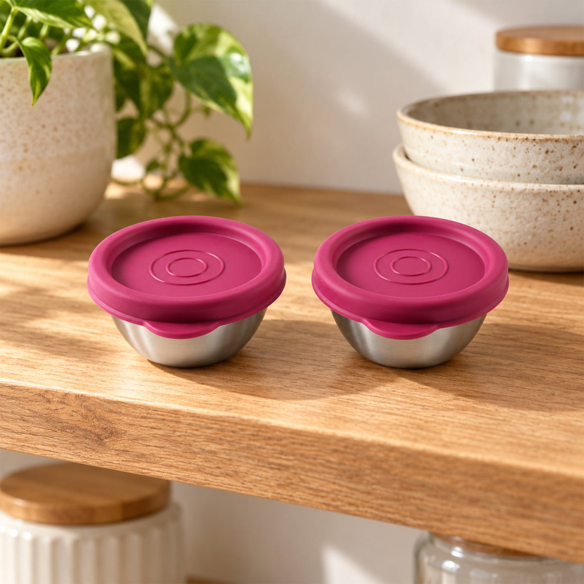 Container lid detail