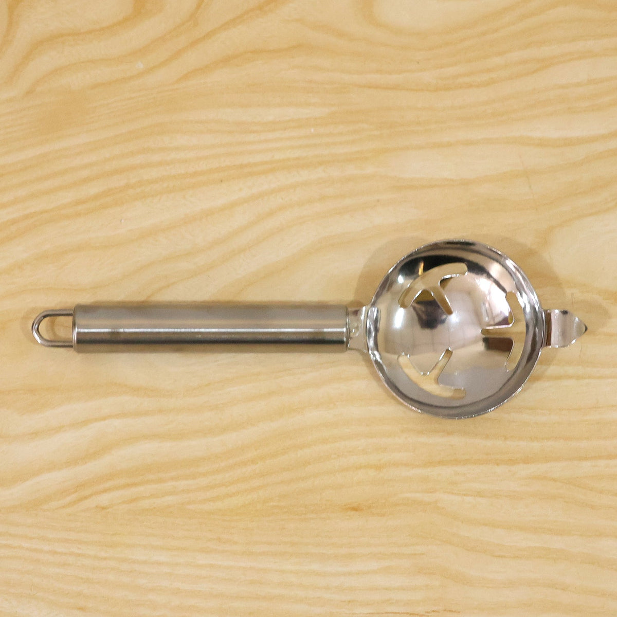 Stainless Steel Egg Yolk Separator with Long Handle for Baking Use (1 Pc)