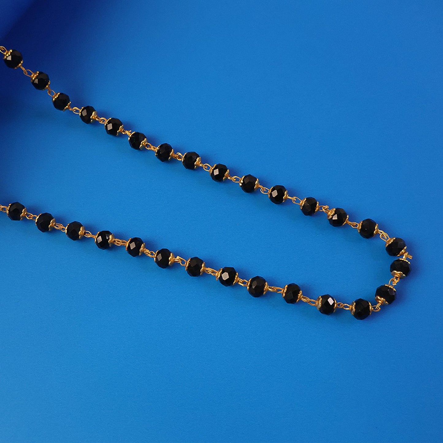 Festive decorative necklace