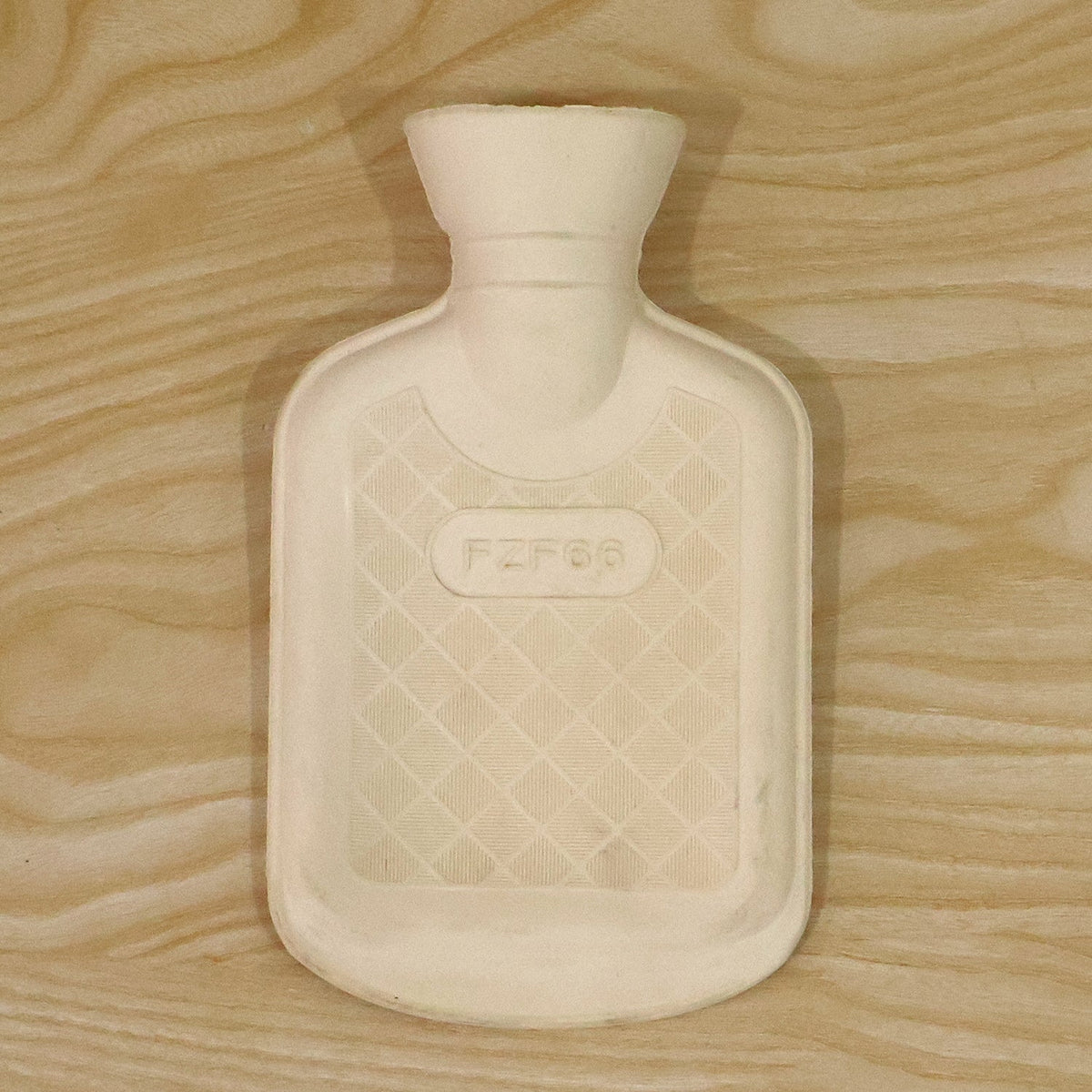 Compact Rubber Hot Water Bag with Textured Surface & Screw Stopper (1 Pc)