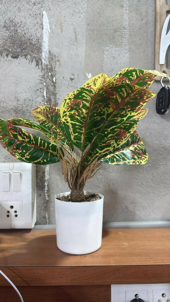 Artificial Decorative Leaf Plant with Pot for Home & Office Table Décor