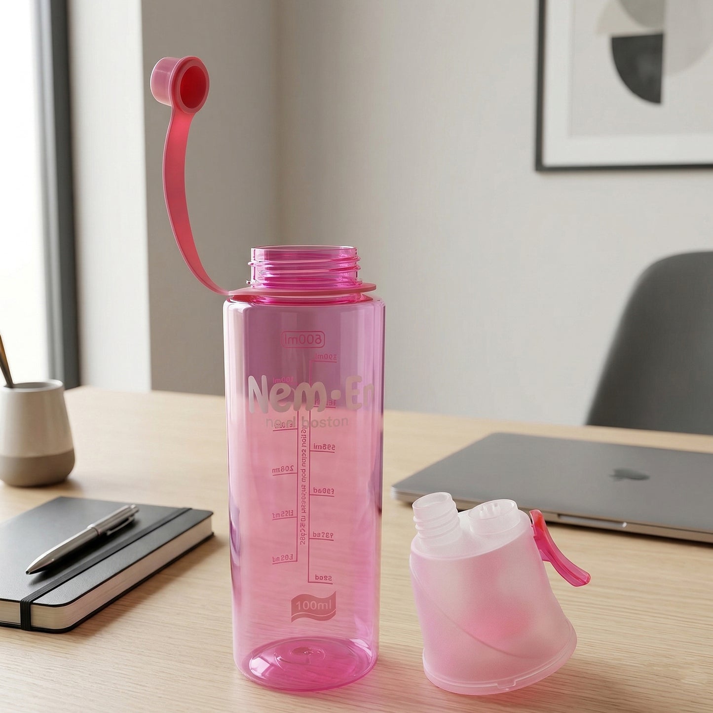 Plastic Dual Function Sports Water Bottle with Built-in Mist Spray and Leakproof Cap (600ML / 1 Pc)
