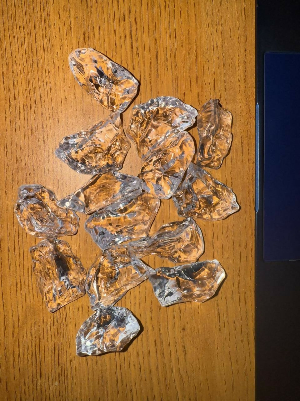 Clear Decorative Crystal Stones for Vases & Home Décor