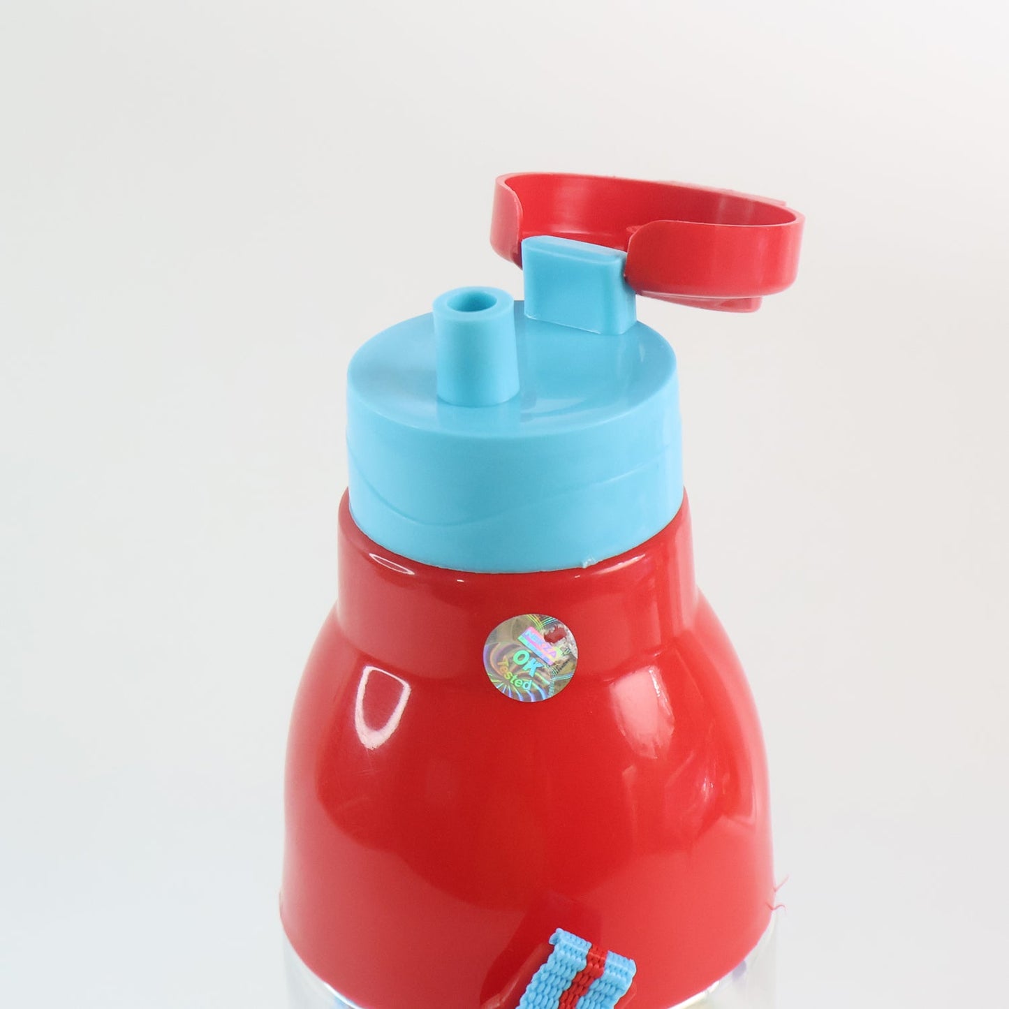 900ml Insulated Water Bottle with Dori & Straw: Leakproof, BPA-Free, Sports Bottle