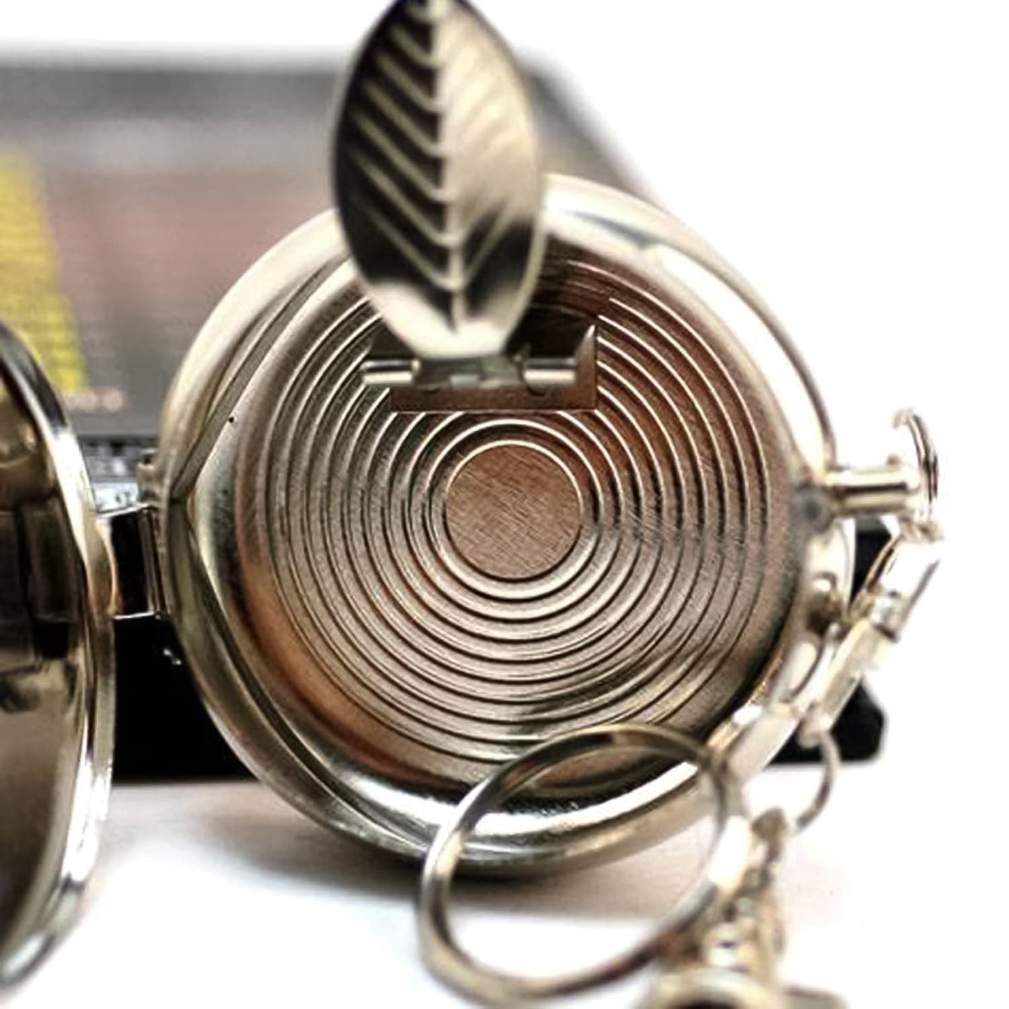 Mini Stainless Steel Ashtray with Keychain (1 pc)