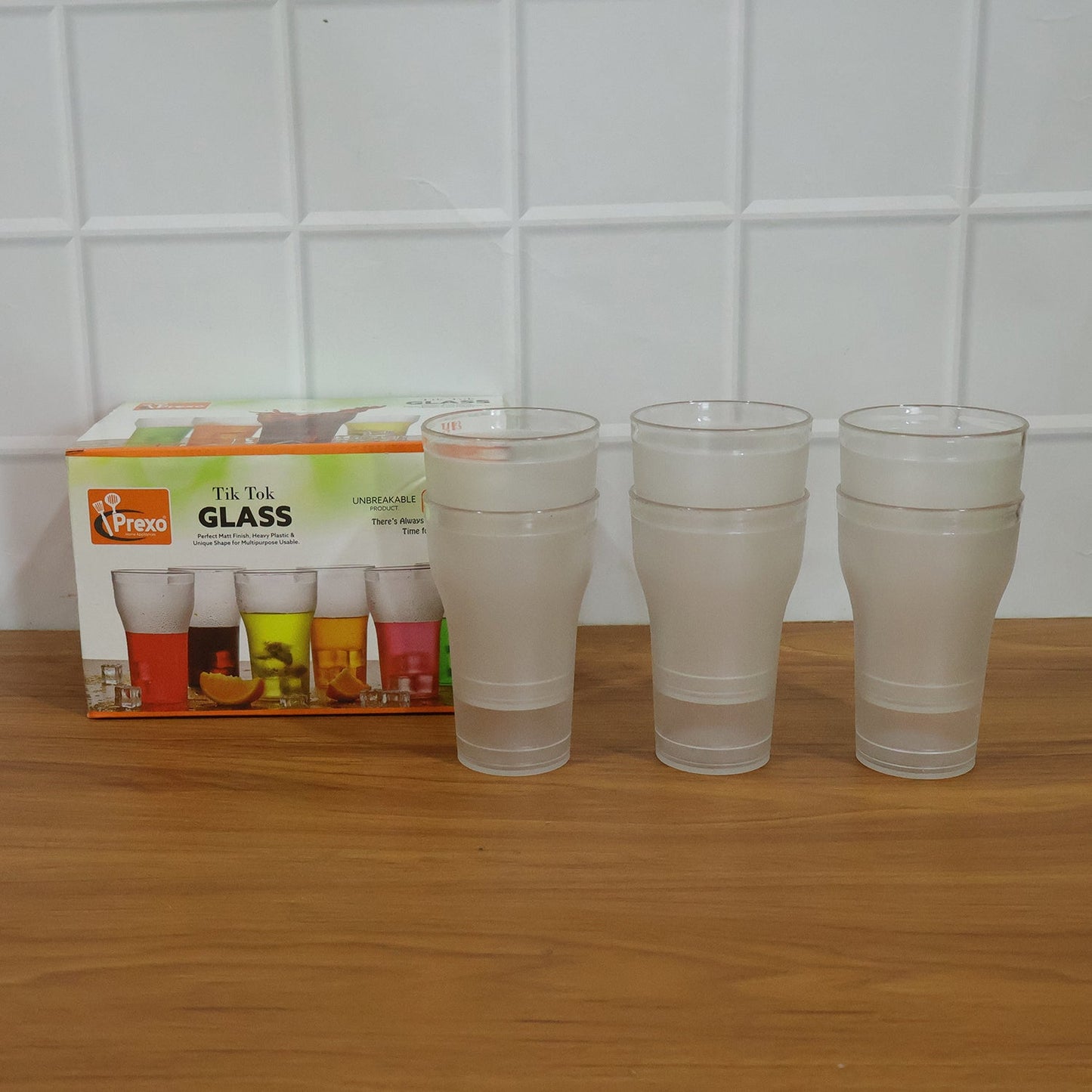 plastic drinkware glass set for dining table