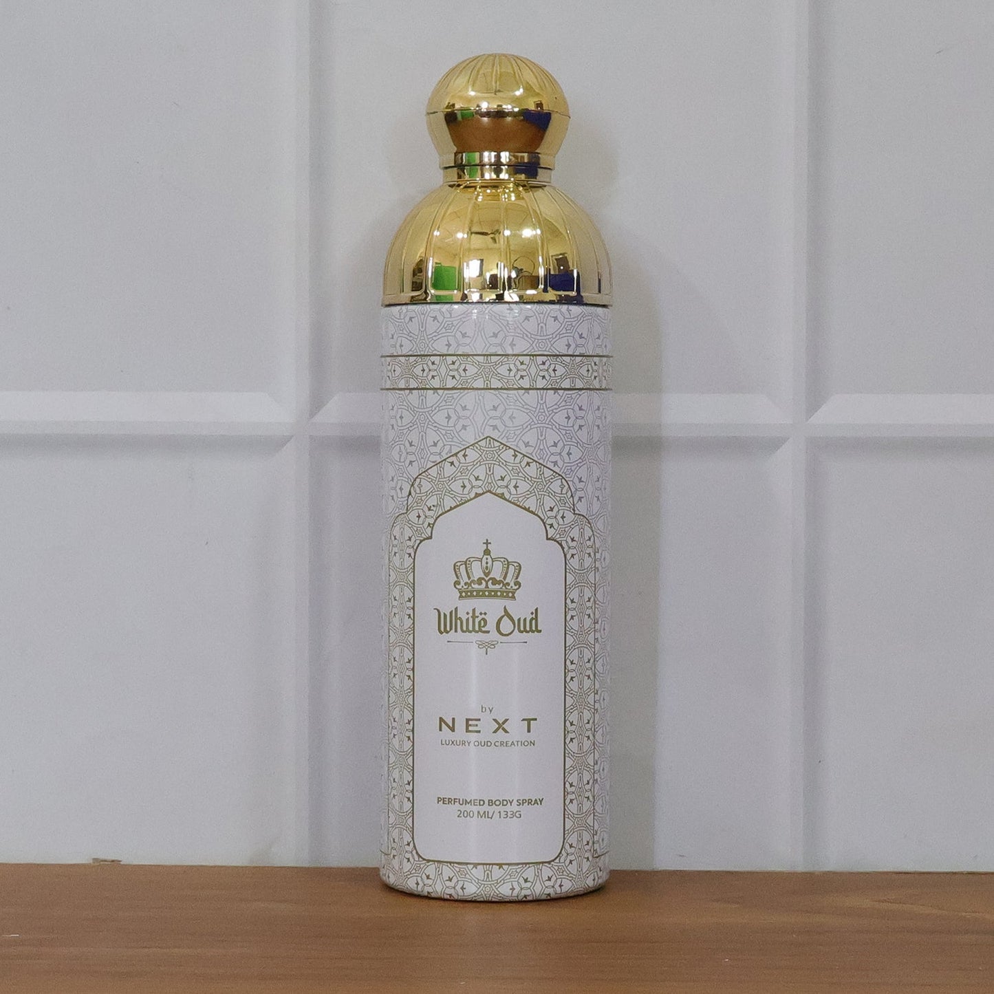 premium White Oud deodorant spray