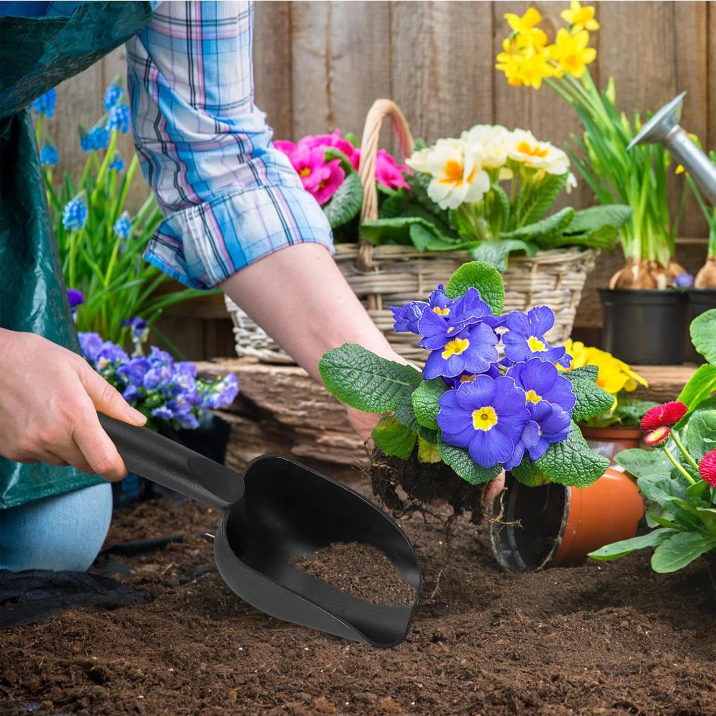 Heavy Duty Plastic Garden Hand Trowel (1 Pc)