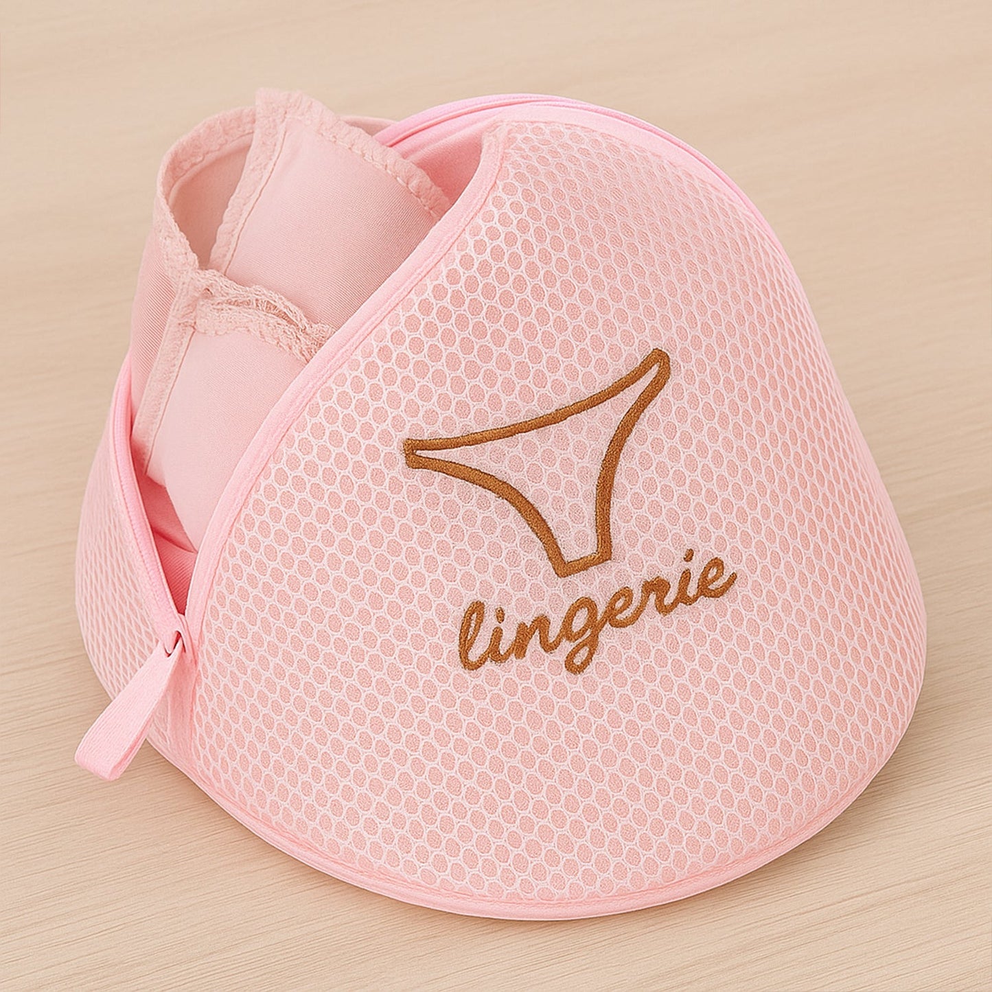 Lingerie Wash Bag â€“ Dome-Shaped Protective Mesh Laundry Pouch with Zip Closure (1 Pc)