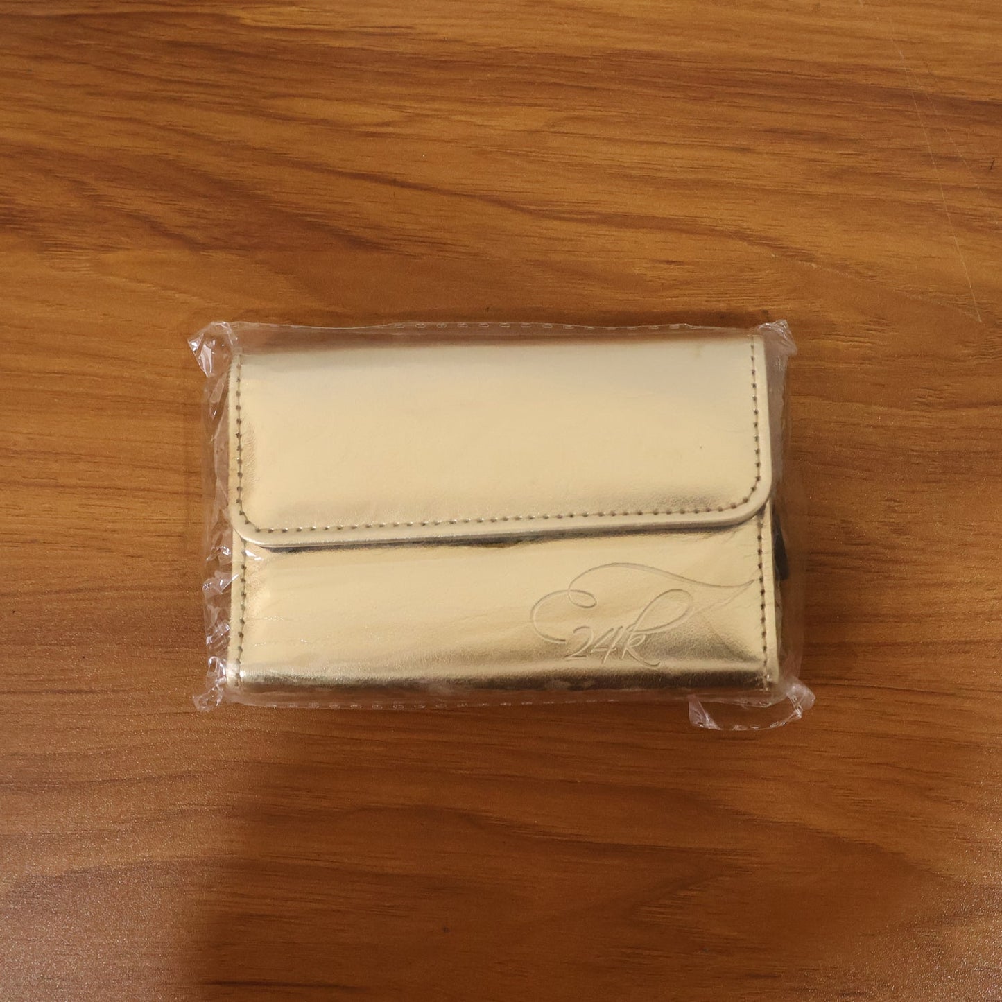 4 in 1 Professional Makeup Brush Set with Premium Storage Pouch (1 Pc)