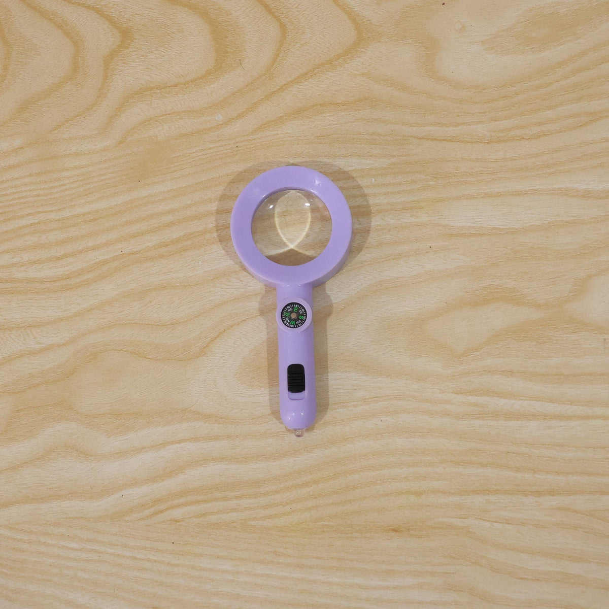 Magnifying glass exploration use