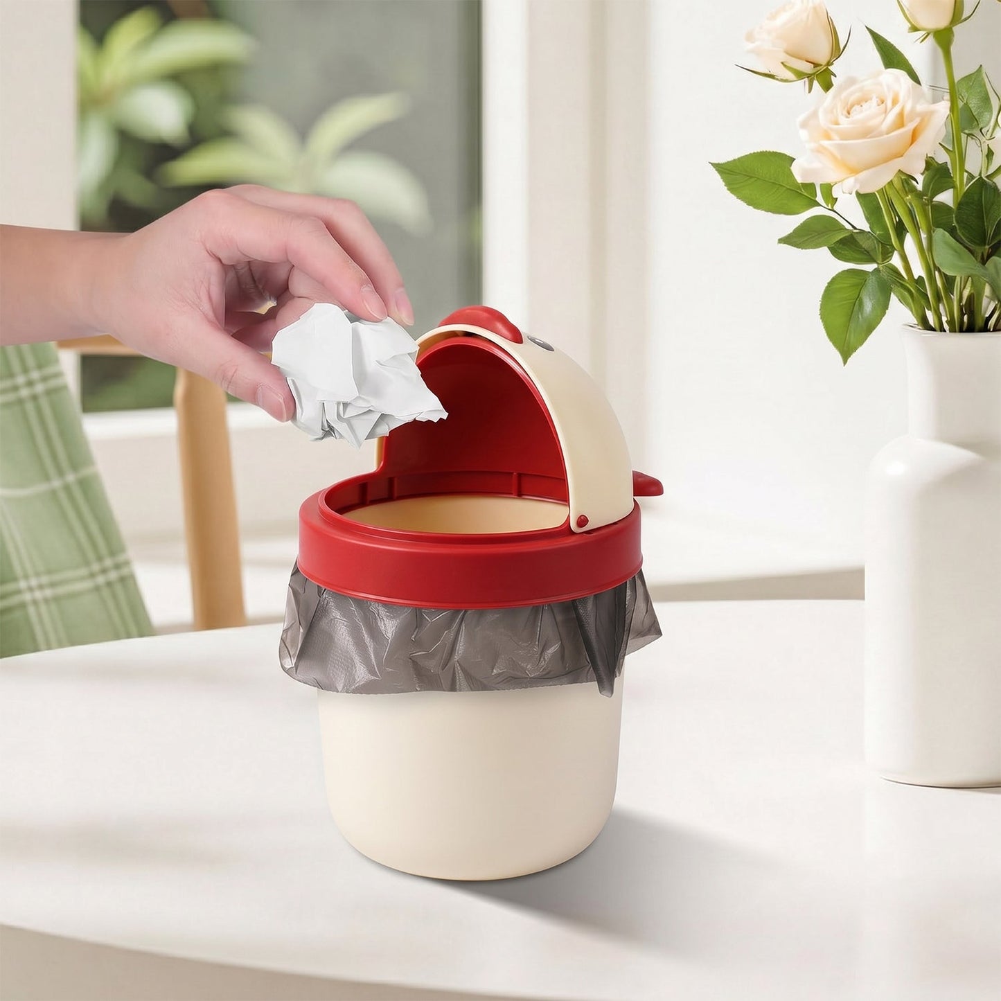 Desktop dustbin home use