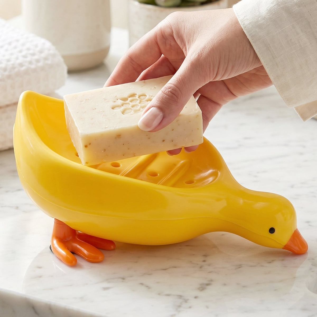 Playful duck-shaped plastic soap holder box from DeoDap