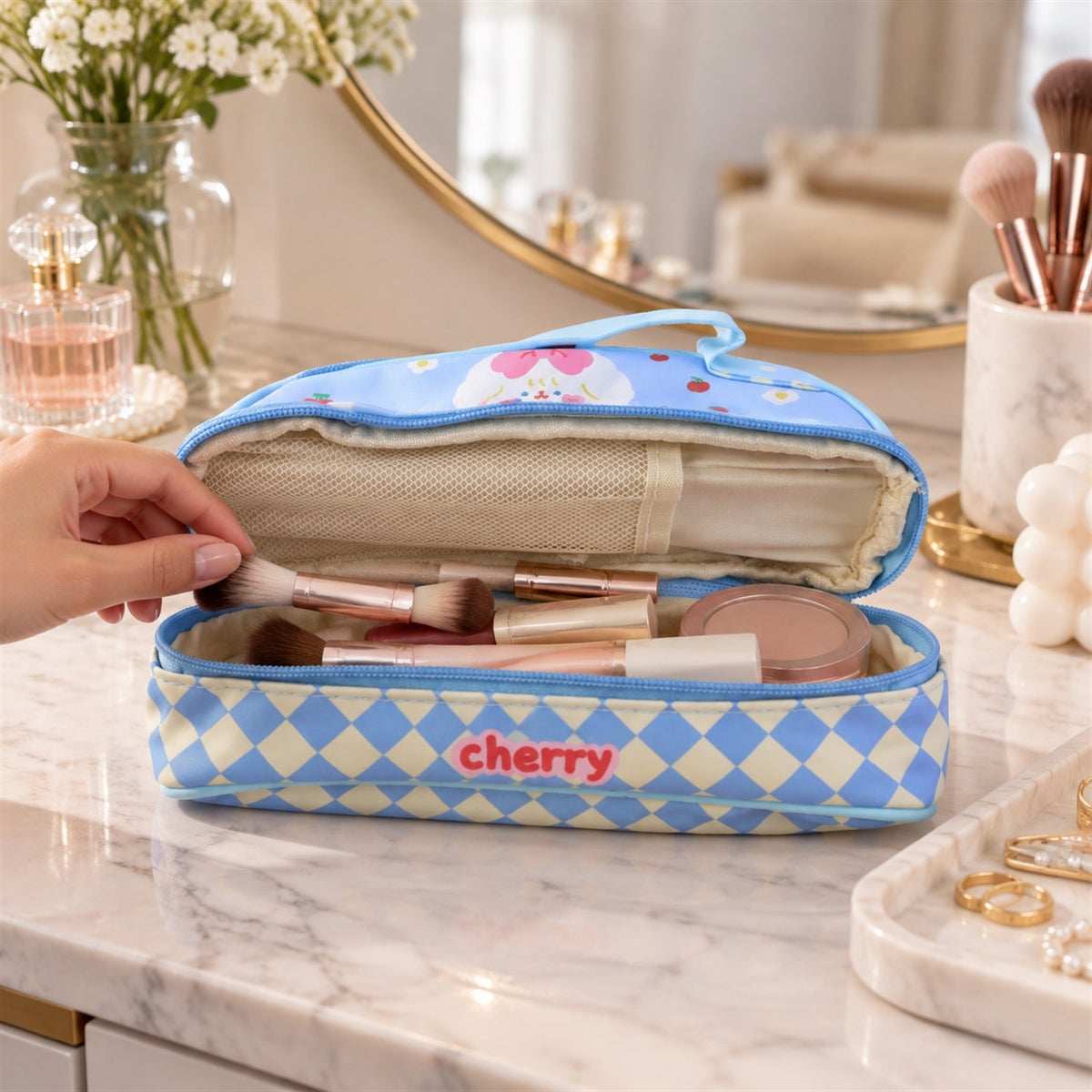 Printed zipper pouch top handle makeup