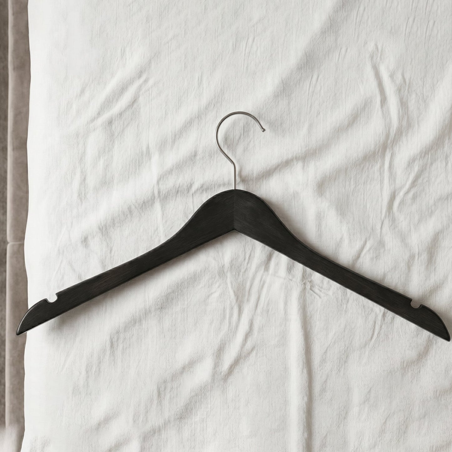 Cloth hanger wardrobe use