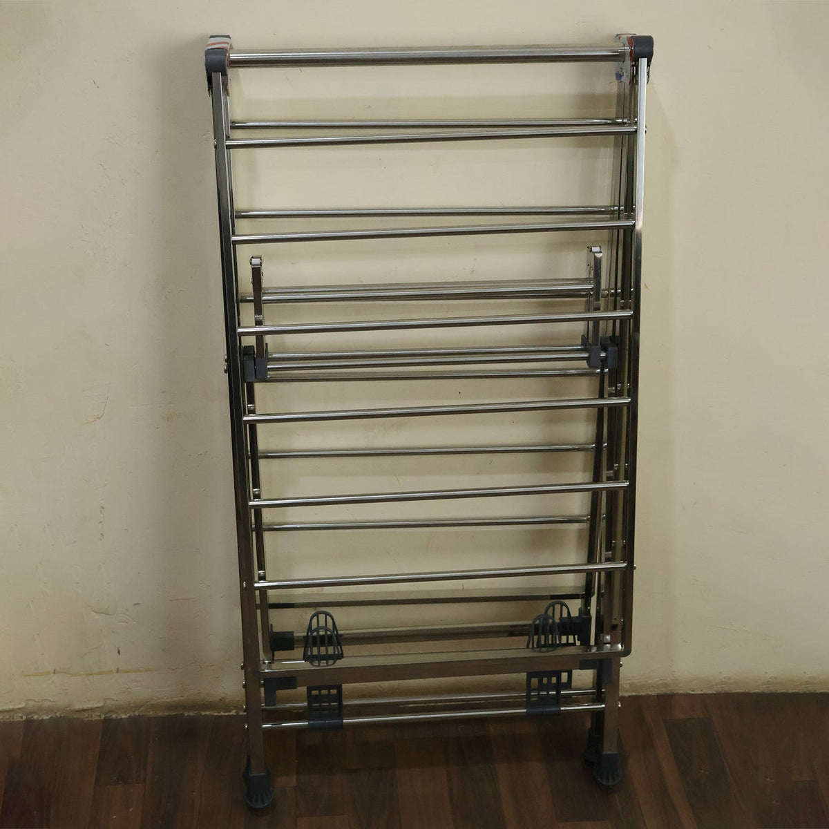 Heavy duty foldable clothes drying rack live photo
