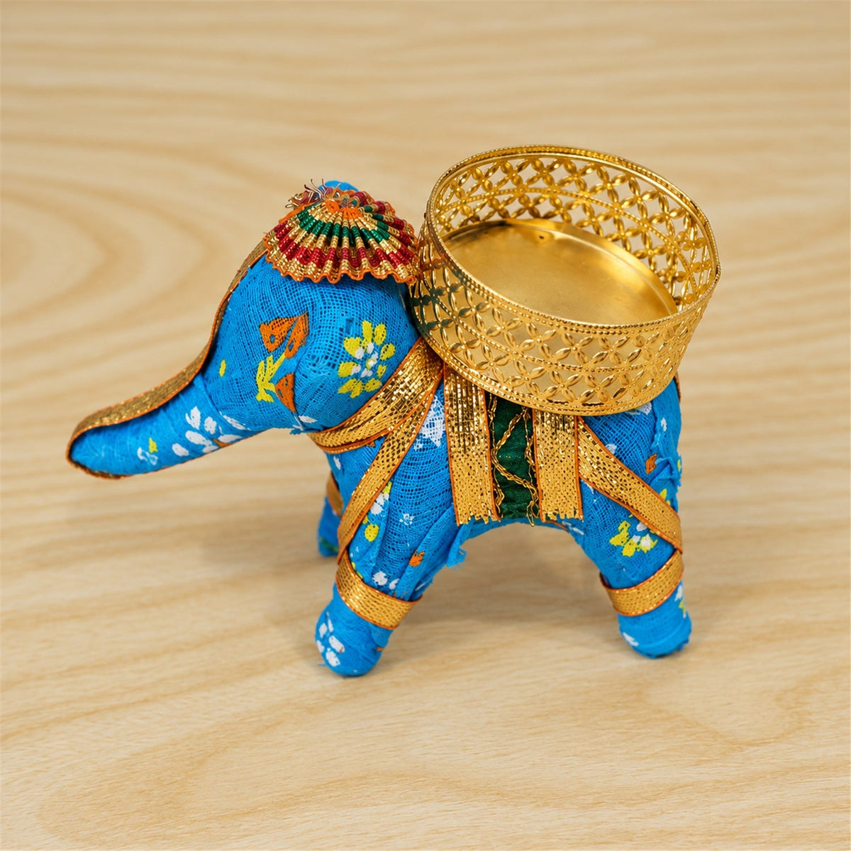 Decorative Elephant Tealight Candle Holder for Festive Home and Table Decor (1 Pc)