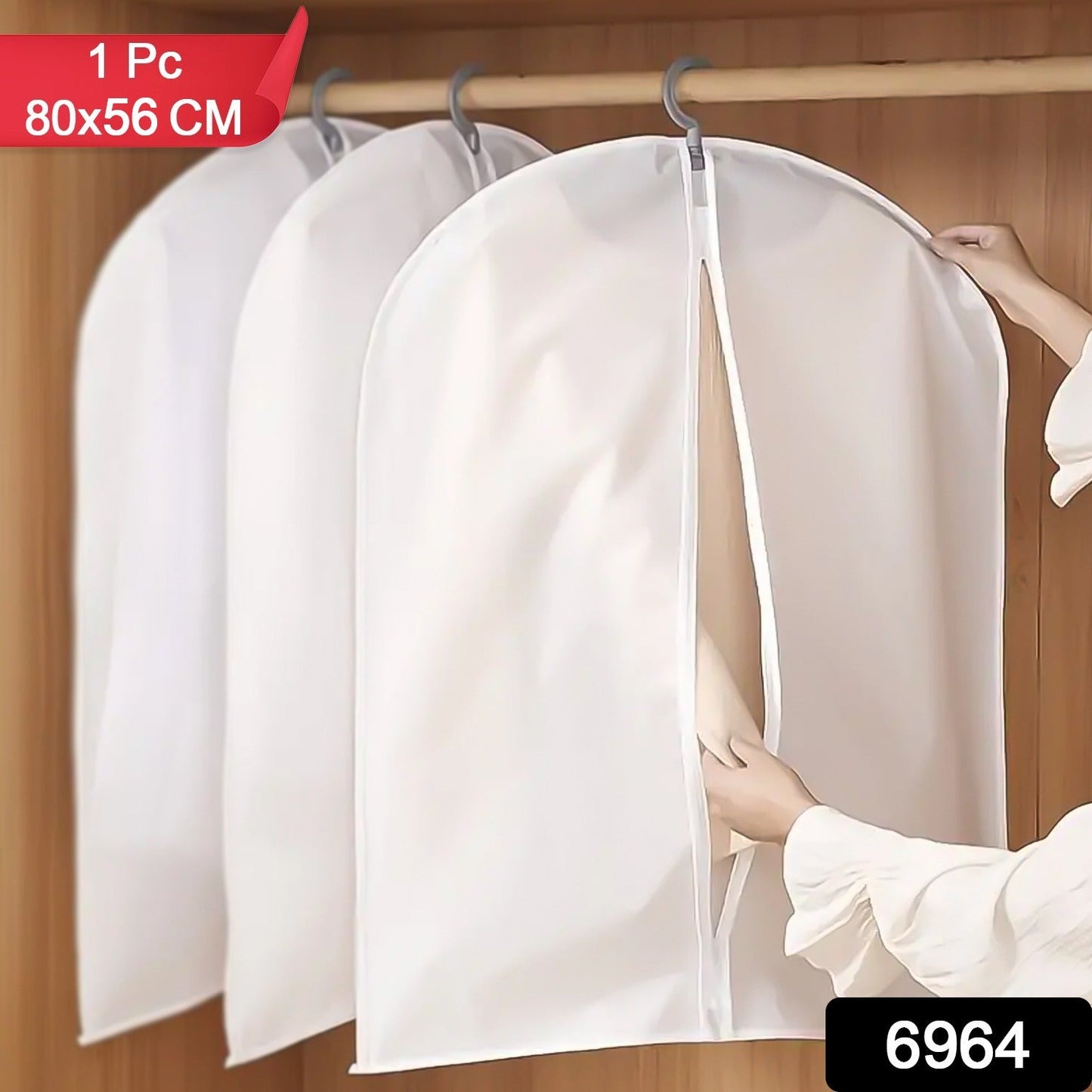 Foldable Non Woven Suit Cover (80Ã—56 CM / 1 Pc / White Side Chain Suit Cover)