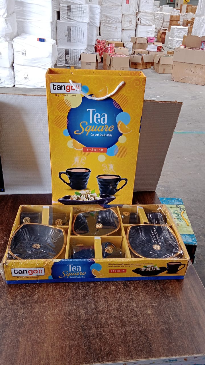 Sweet Buzz 9-Piece Seashell Ceramic Cup Set â€“ Ideal for Home & Gifts