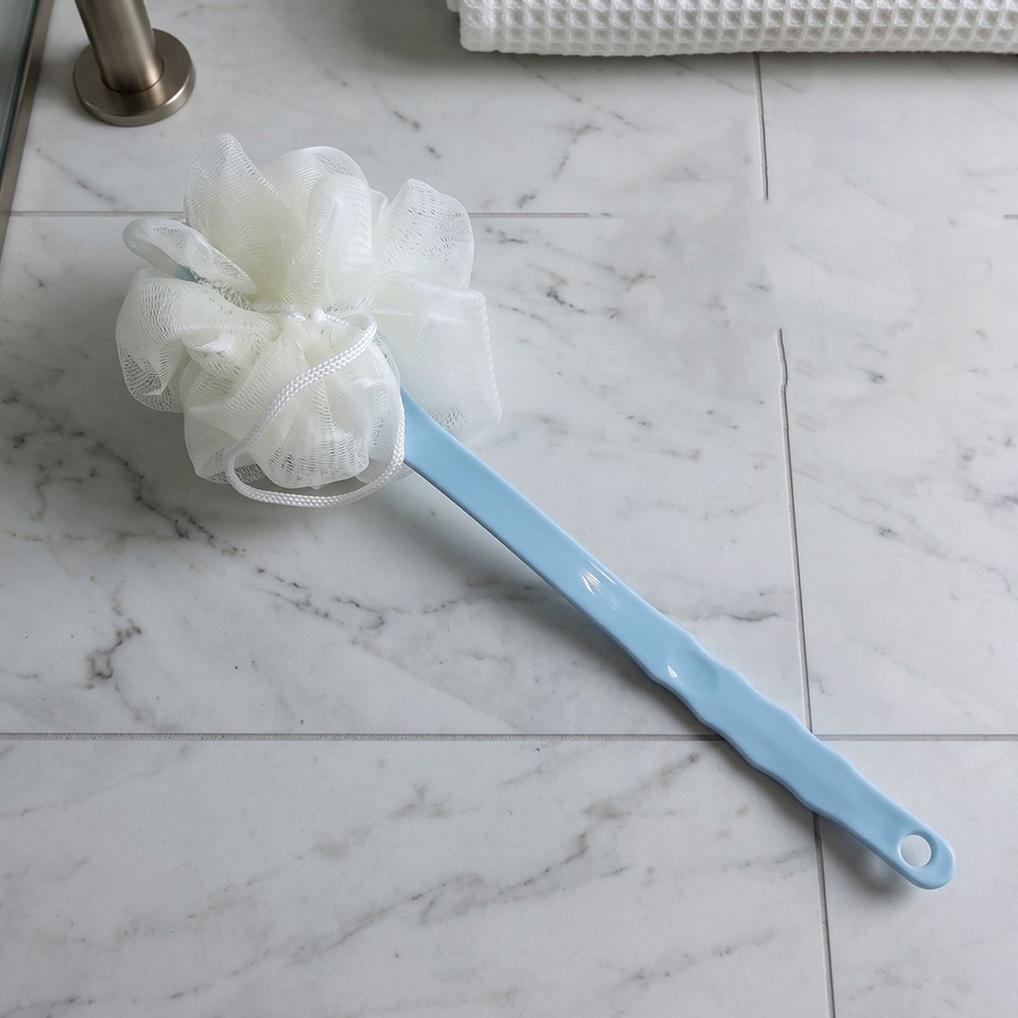 Long handle brush for skin care