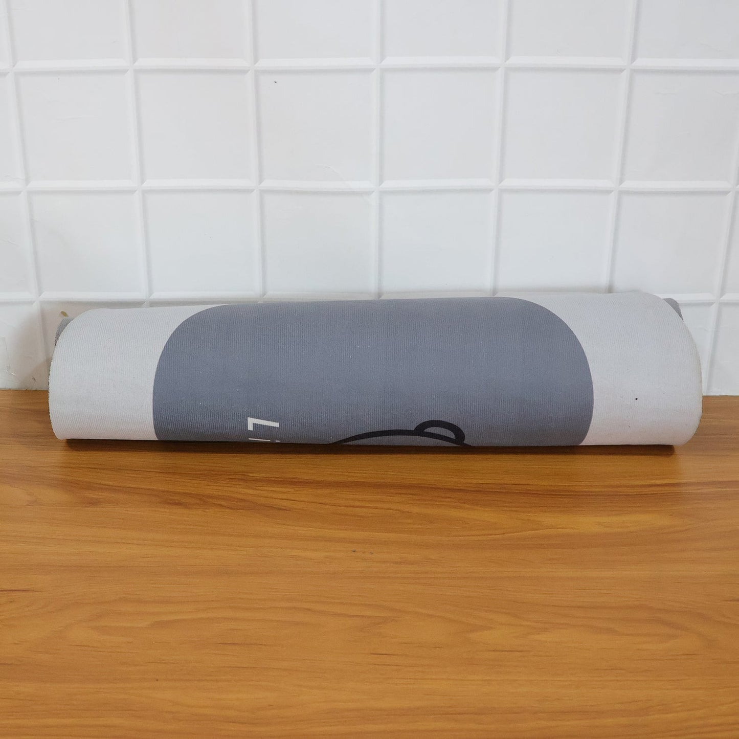 Anti Slip Quick Dry Bathroom Floor Mat (89x59 Cm)