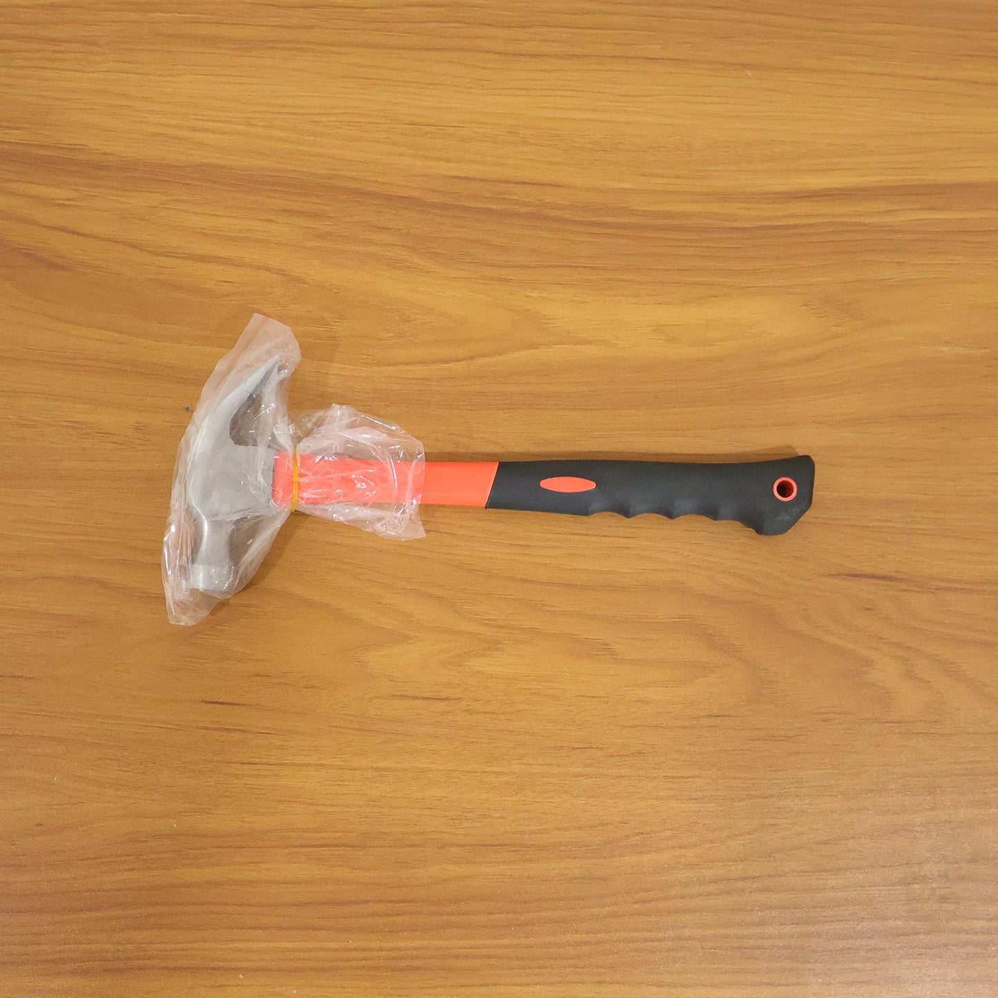 Claw Hammer with Ergonomic Handle (1 Pc, 27 Cm)